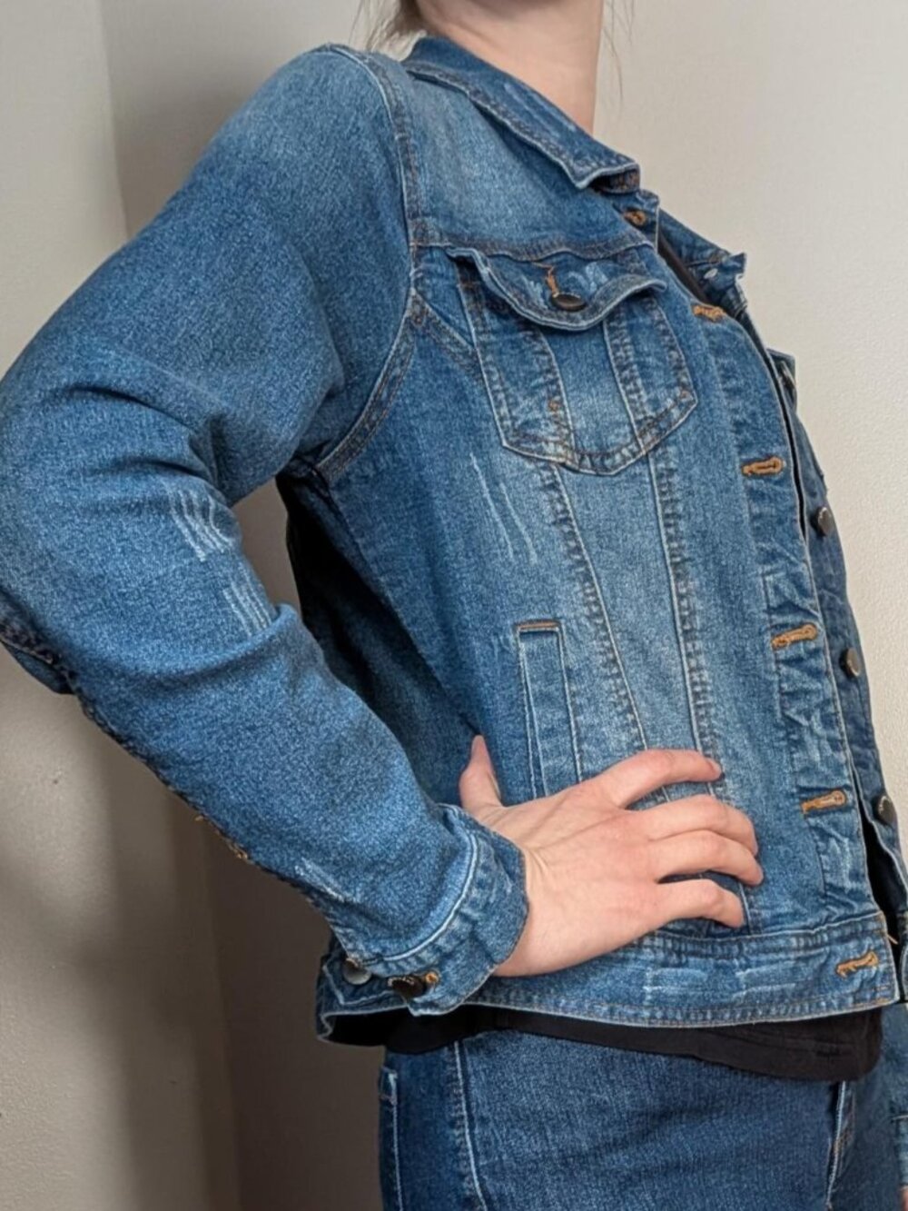 Denim jacket - Picture 3 of 5